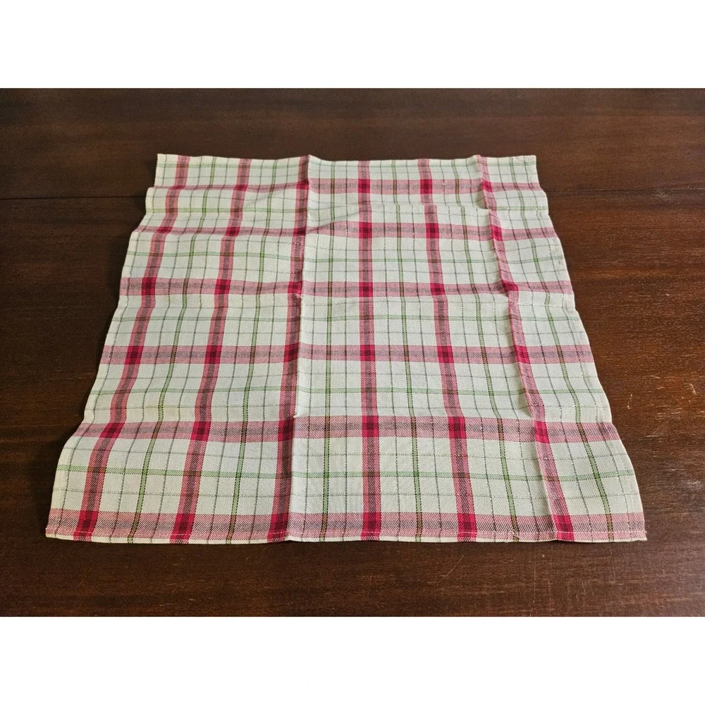 Longaberger Napkins Home 8pc Red Green Plaid Tidings Holiday Metallic Set